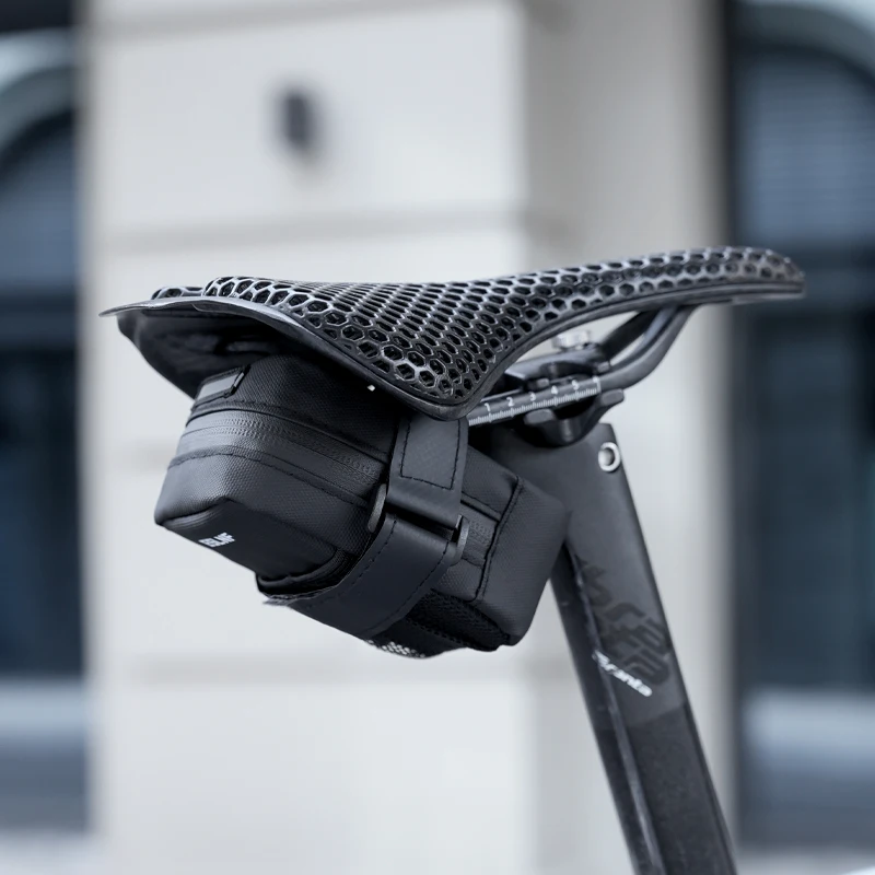 ESLNF دراجة السرج حقيبة مقاوم  - مراجعة Cycling Commute Bag وسعره