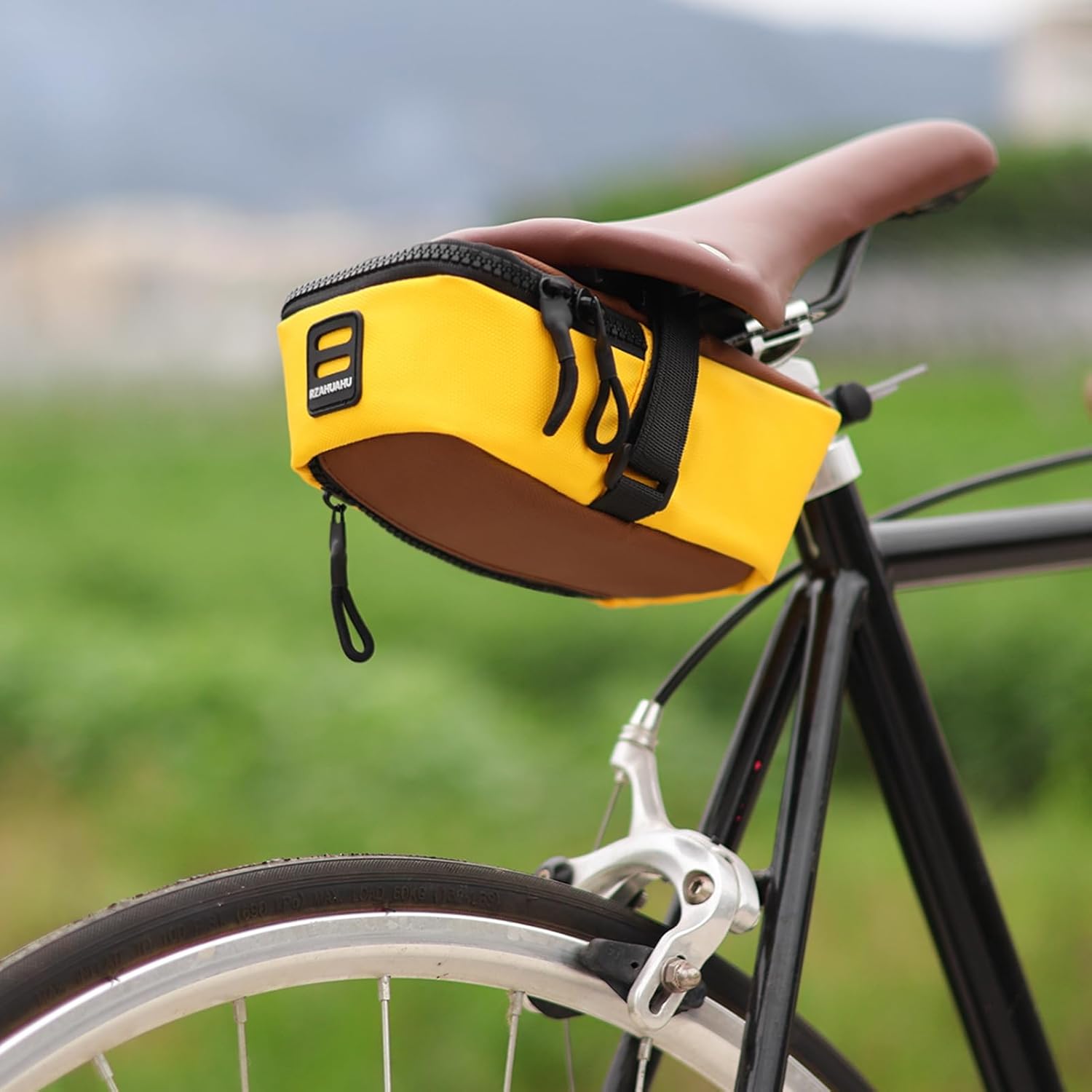 حقيبة مقعد دراجة قابلة للتوسيع - مراجعة Commuting With Road Bike وسعره